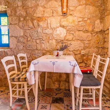 בית נופש In With Private Pool קריקווניצה